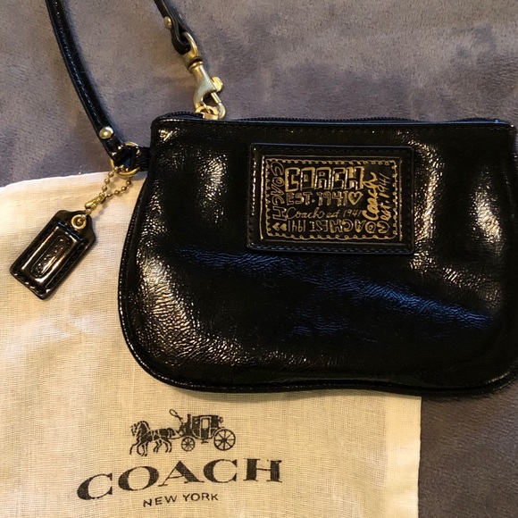 Coach poppy wristlet patent leather w satin NWOT - Picture 9 of 9